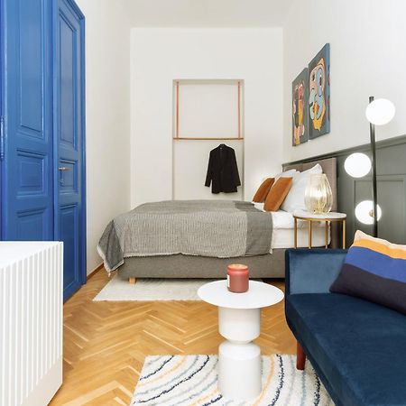 Stru House By Prague Days - Luxurious Apartments Next To National Theatre Dış mekan fotoğraf